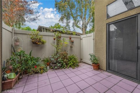 A home in La Mirada