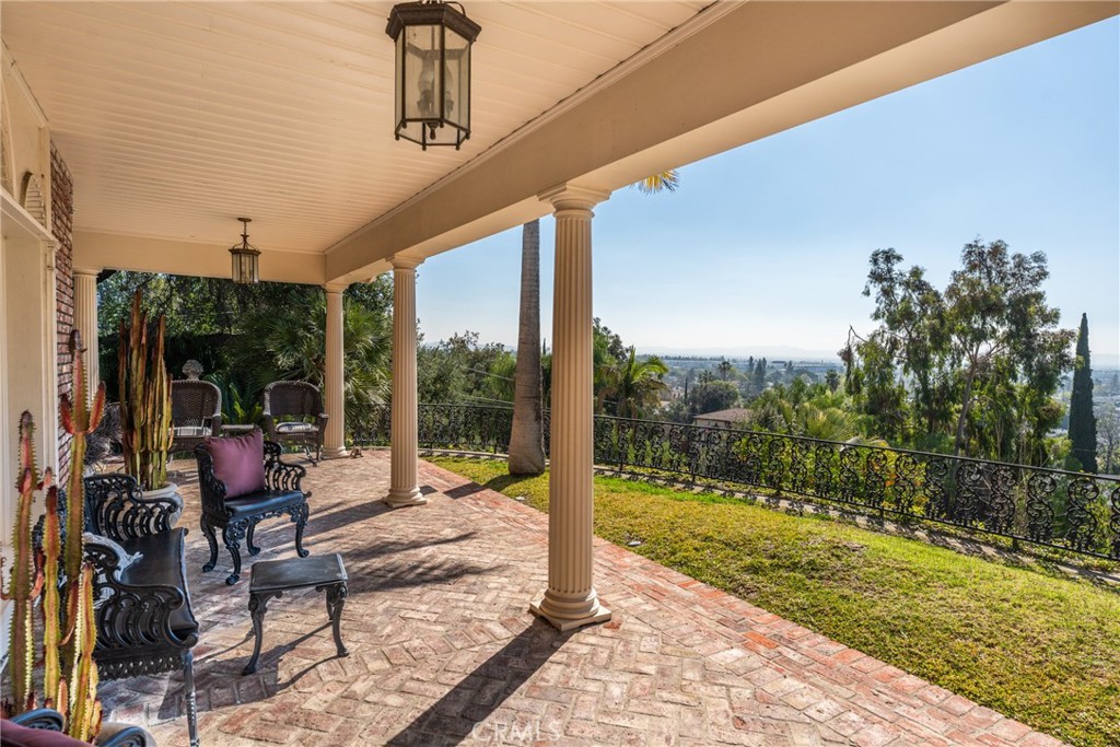 Properties 4 166 Opal Canyon Road