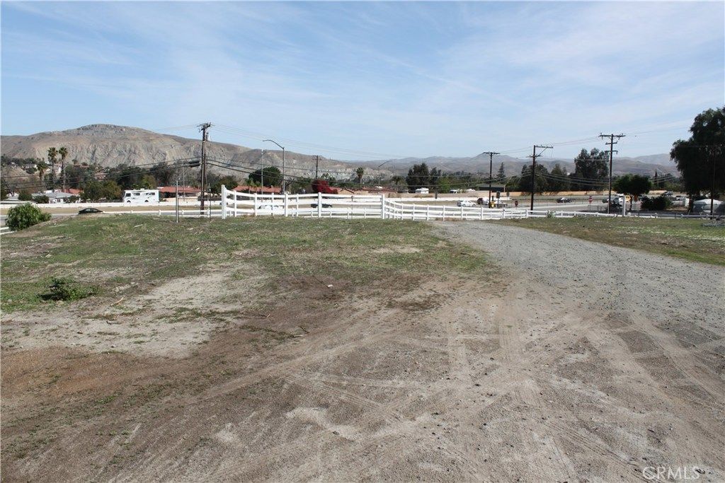 listing image 130728573174953026757