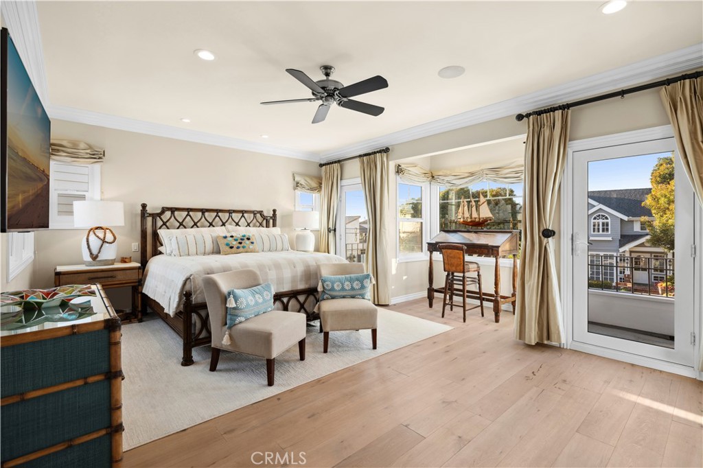 Corona del Mar South of PCH (CDMS) - Residential