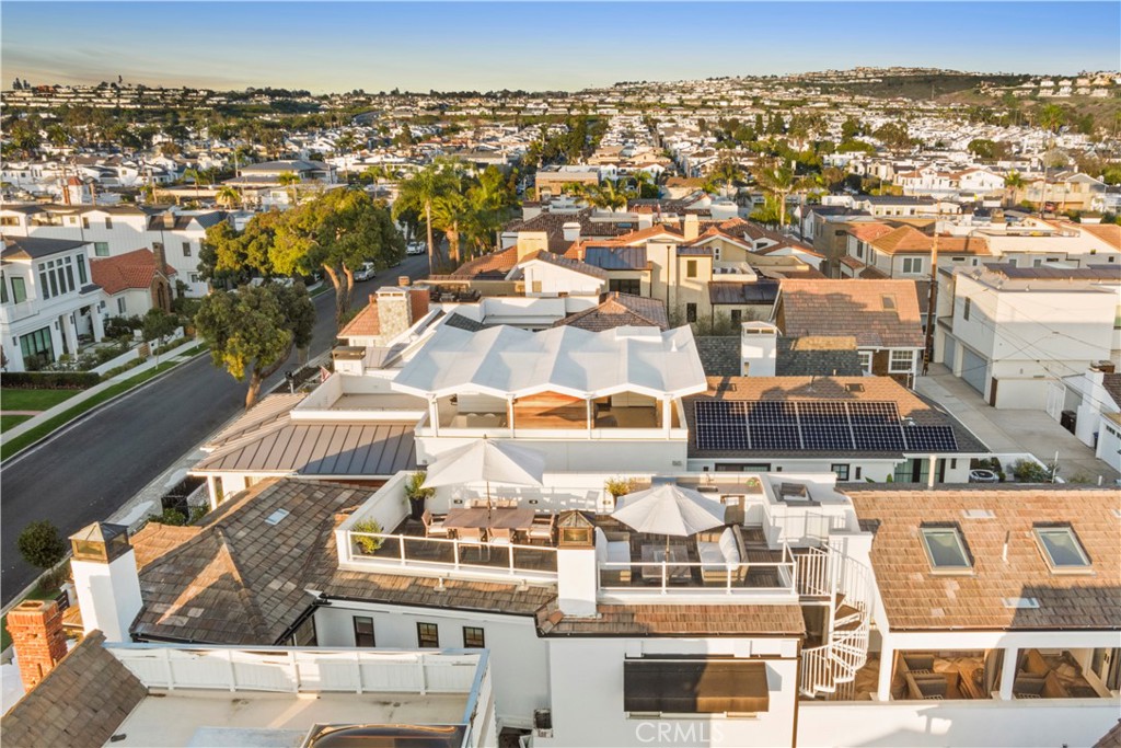 Corona del Mar South of PCH (CDMS) - Residential