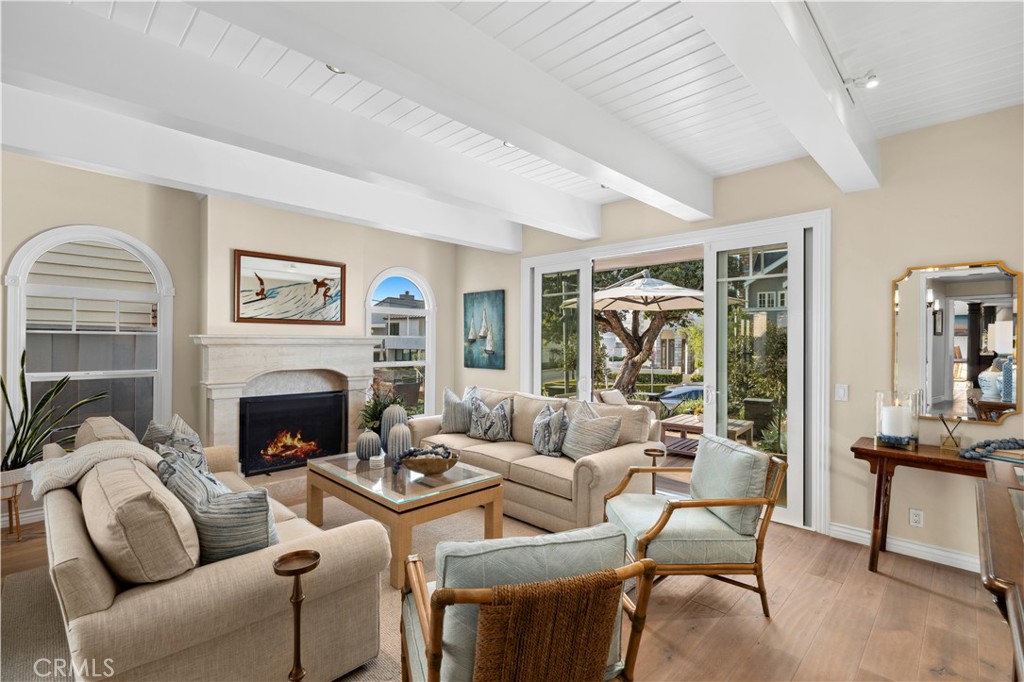 Corona del Mar South of PCH (CDMS) - Residential