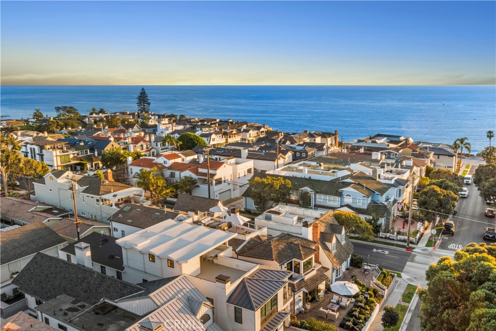 Corona del Mar South of PCH (CDMS) - Residential