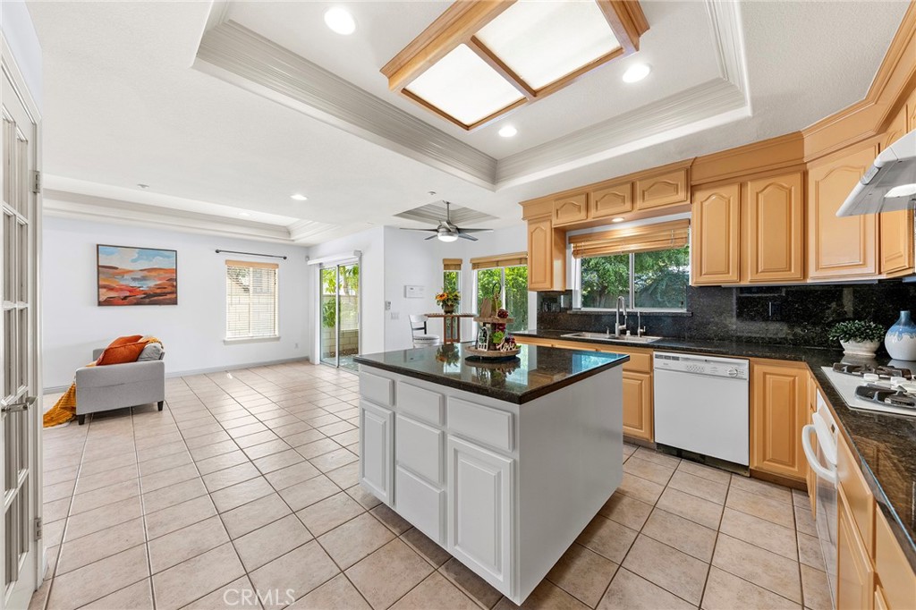 Photo 20 of 46 of 159 N San Marino Avenue house