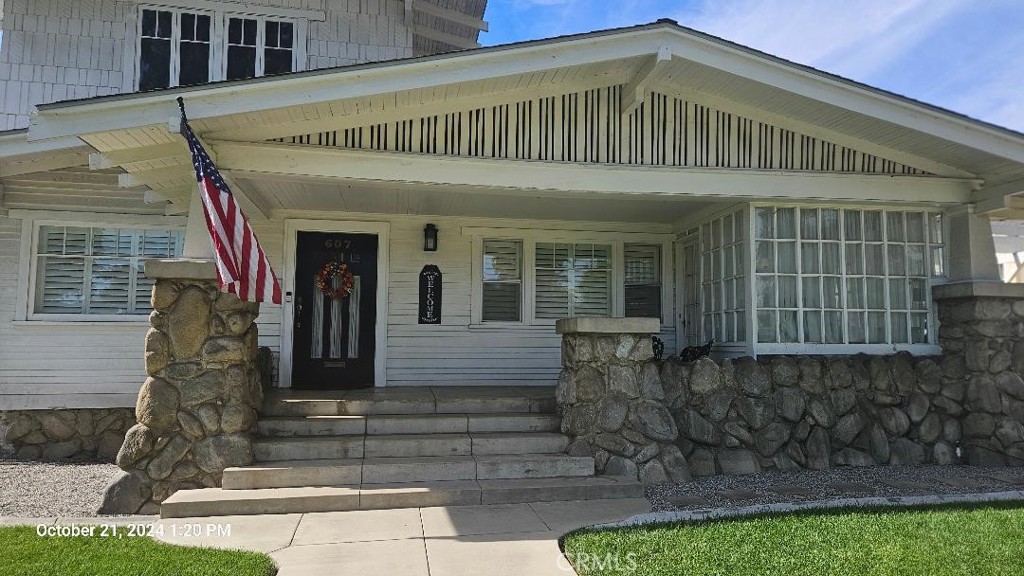 607 N Euclid Avenue