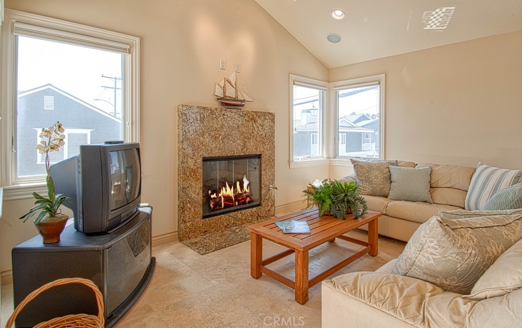 Balboa Island - Main Island (BALM) - Residential