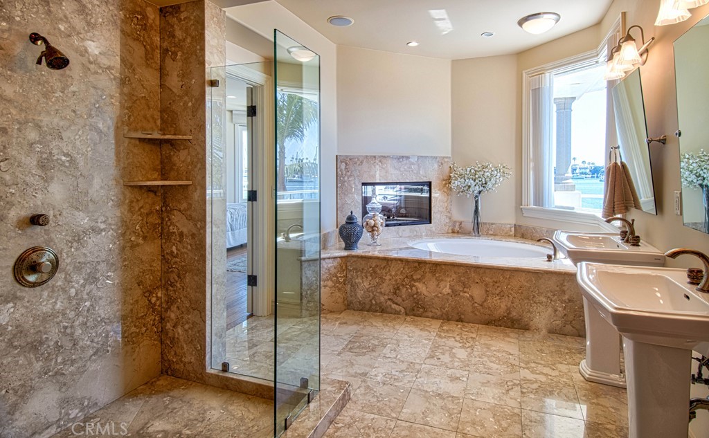 Balboa Island - Main Island (BALM) - Residential