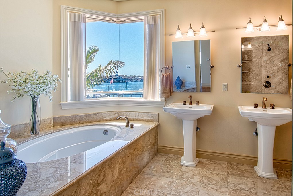 Balboa Island - Main Island (BALM) - Residential