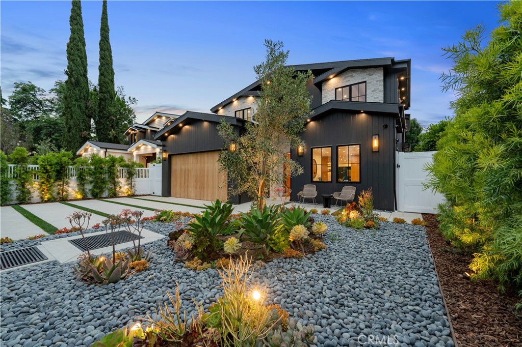 View Tarzana, CA 91356 house