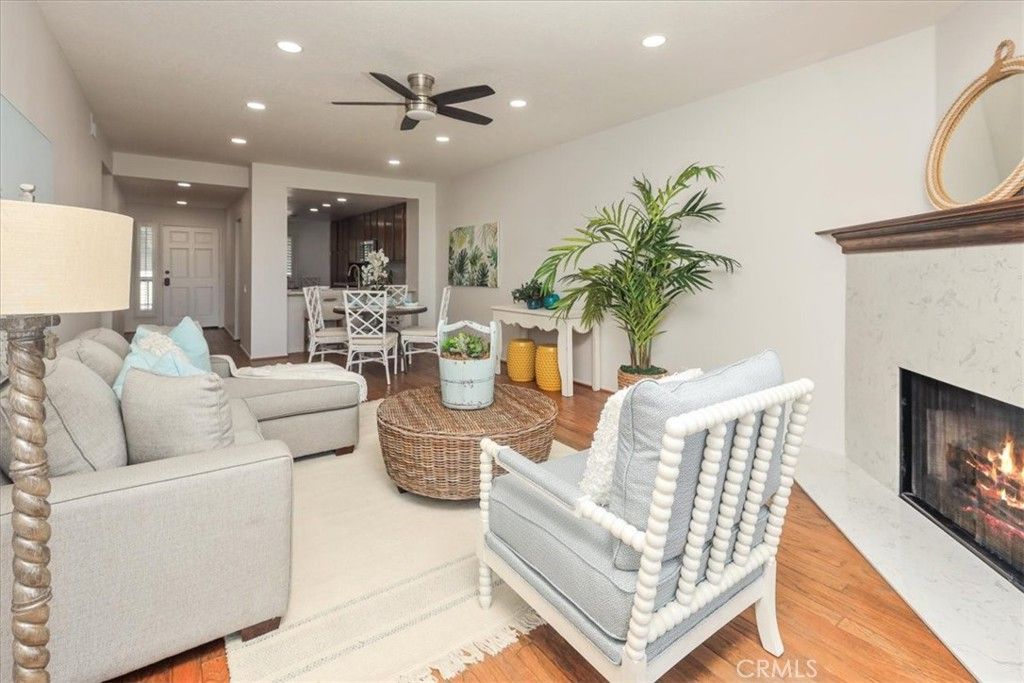 listing image 130723601282258009365