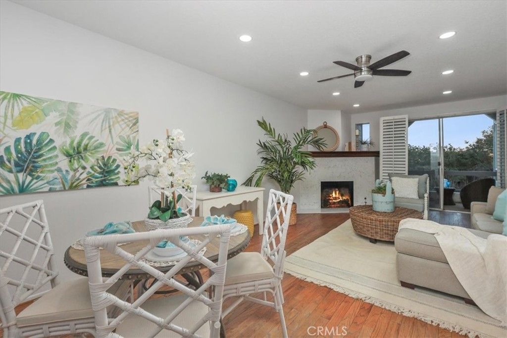 listing image 130729105473364662768