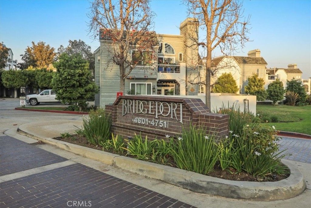 listing image 130720885779309590341