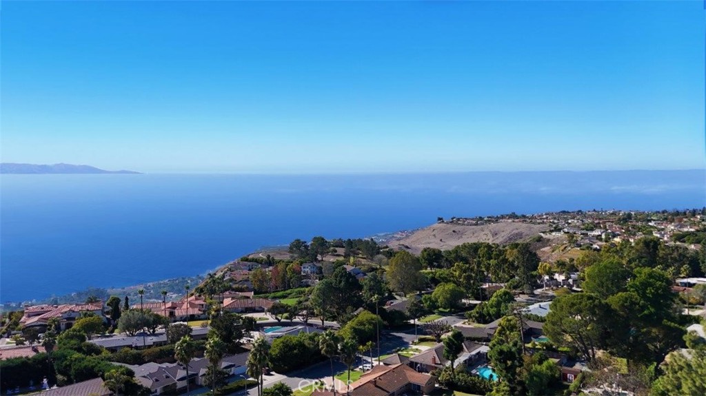 26 Oceanaire Drive