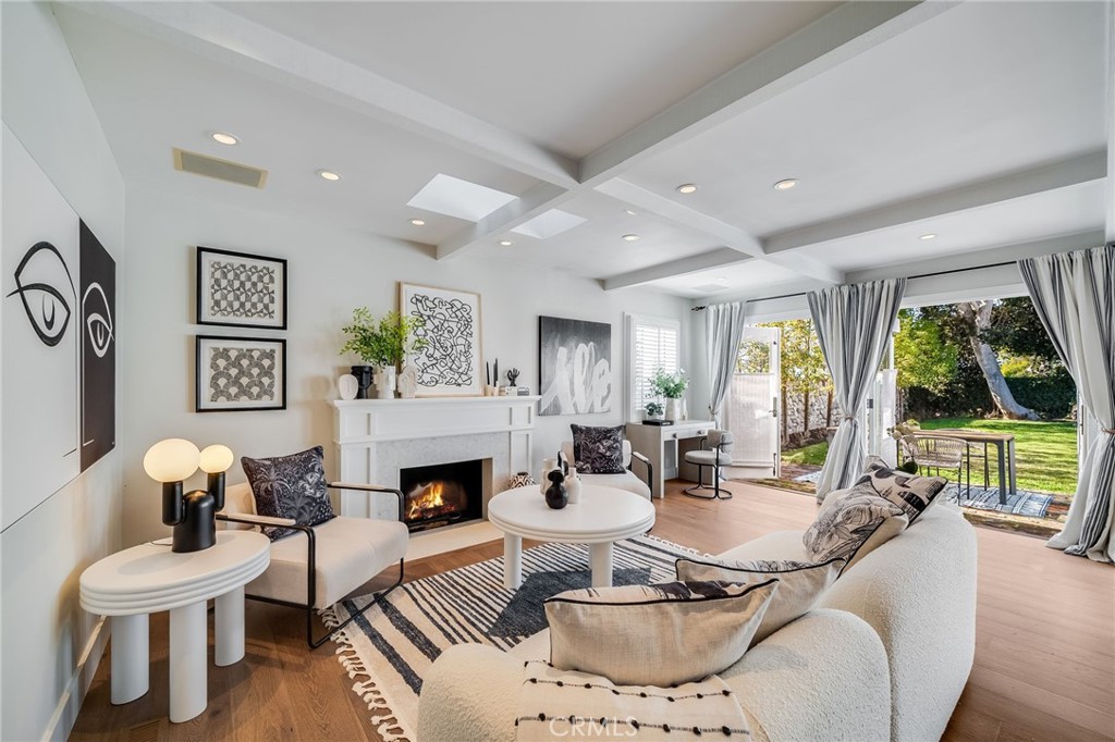 360 Diamond Street