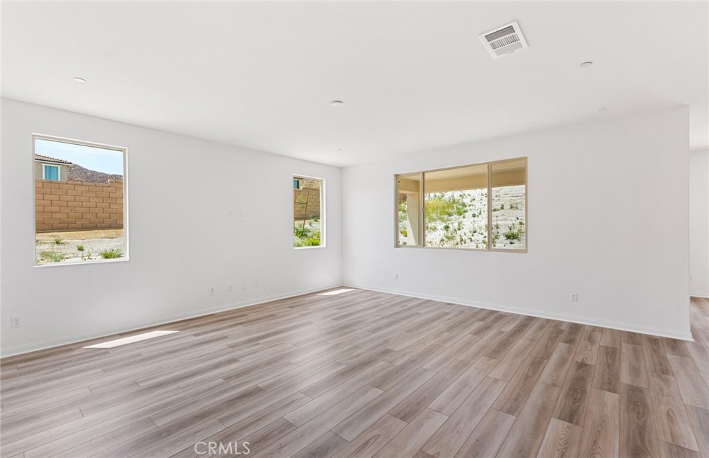 Photo 3 of 41 of 27337 Zeolite Road house
