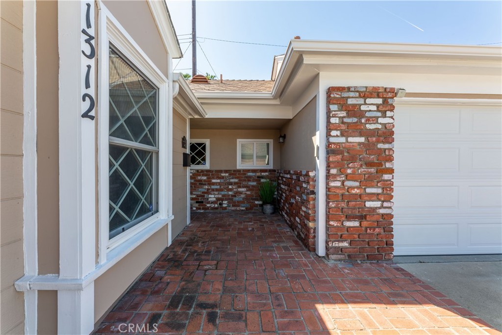 1312 E 215th Place
