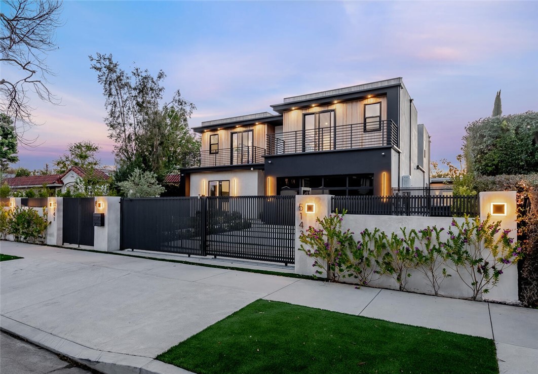 Properties 1 5141 Varna Avenue