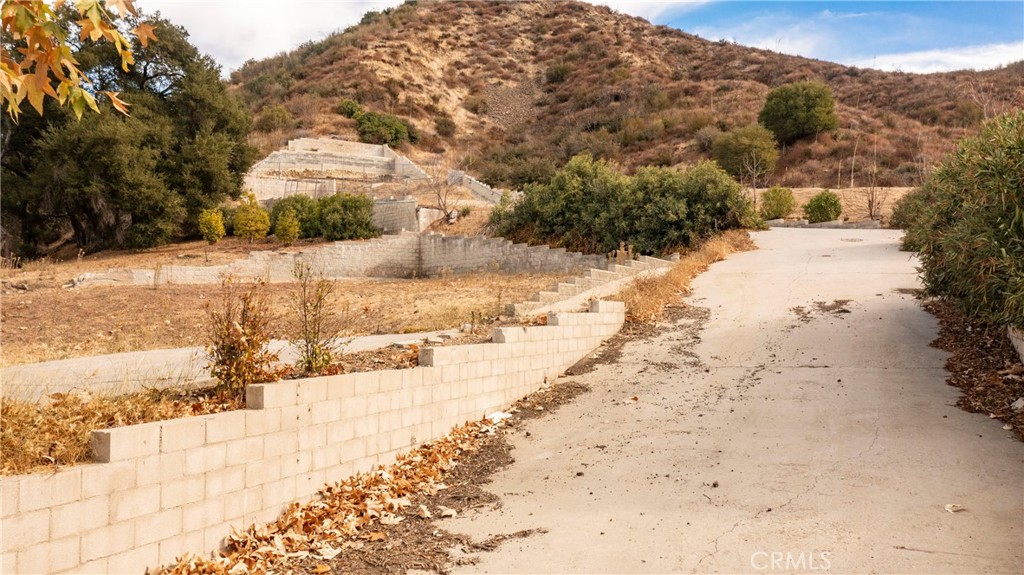 Agoura Hills - Land