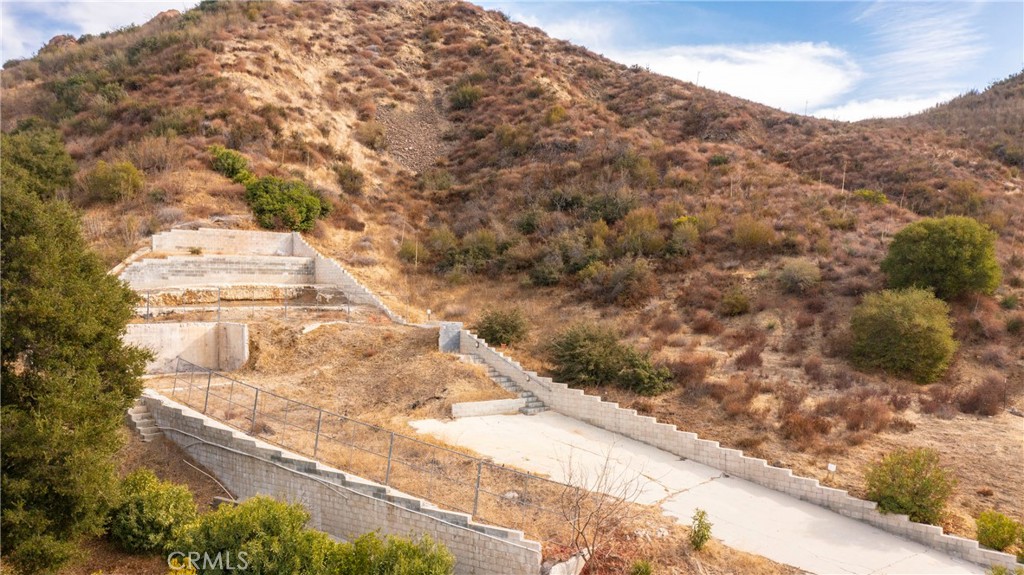 Agoura Hills - Land
