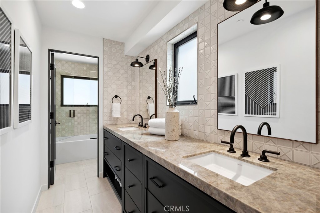 Balboa Peninsula Point (BLPP) - Residential