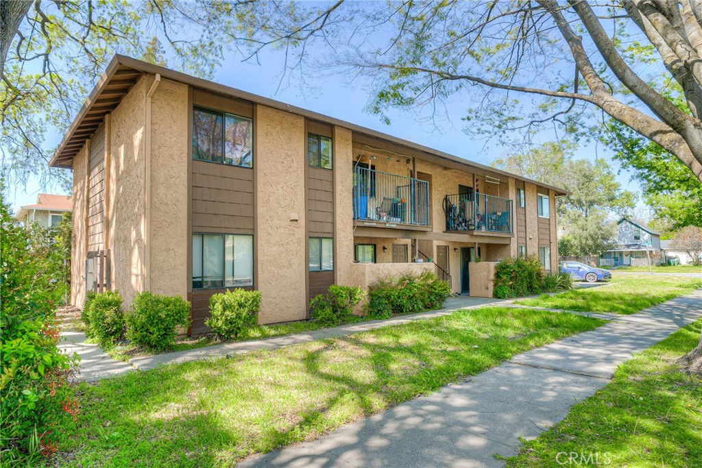Close to downtown. 4 unit multifamily property built in 1984 The property has 3 three bedroom one bath and 1 2bedroom 1 bath flats. Each are 873 sq ft. Each have washer and dryer hook ups. Each unit has Range, Frig and Dishwasher. Each has patios. The building is stucco exterior with a composition roof. Off street parking. Long term tenants.
