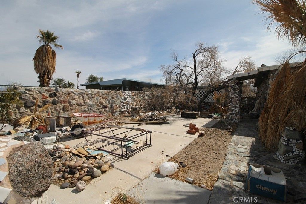listing image 130729332111417071284