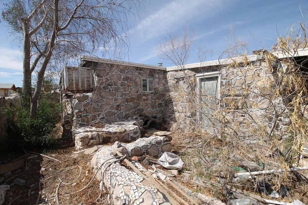 listing image 130722416501374254863