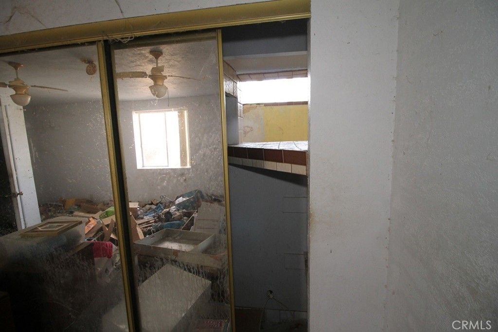 listing image 130728298993759607556