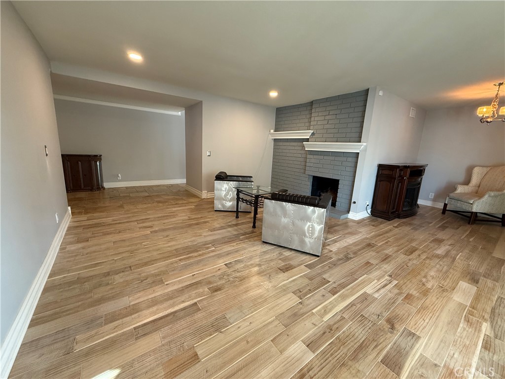 7122 bluesails drive