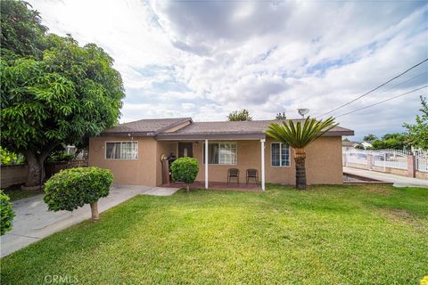 A home in El Monte