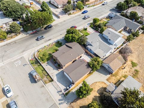 A home in El Monte