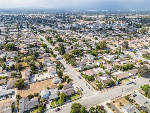 A home in El Monte