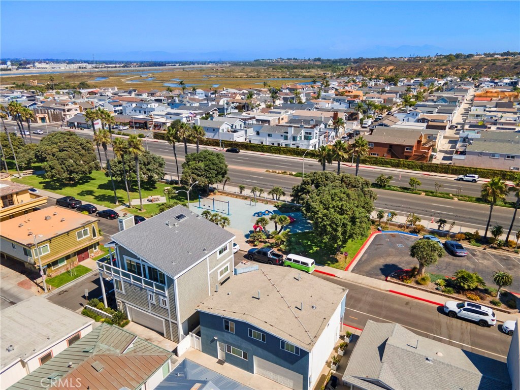 6507 Seashore Dr.