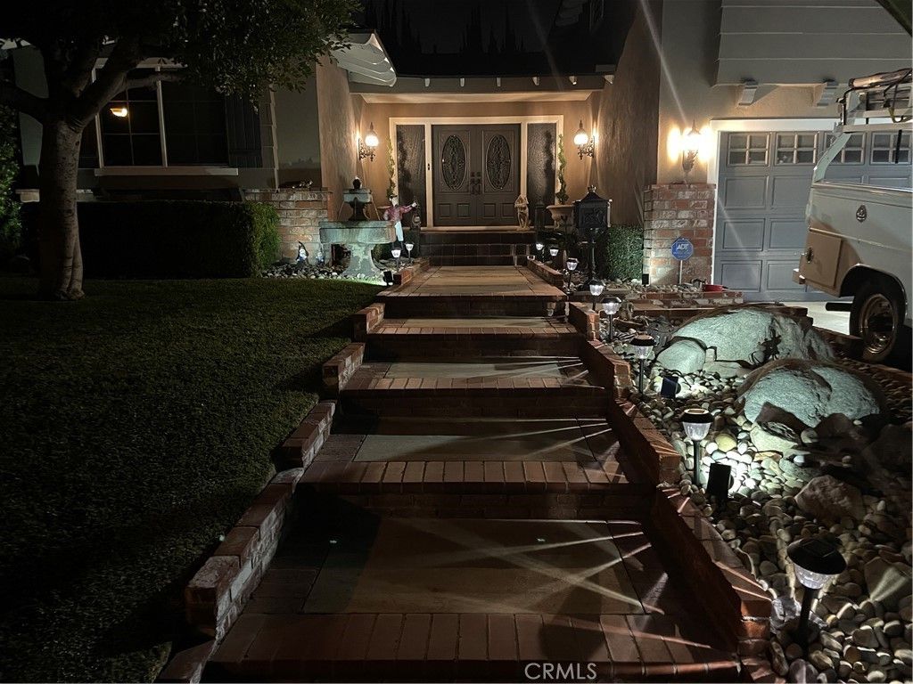 listing image 130721864870698222176