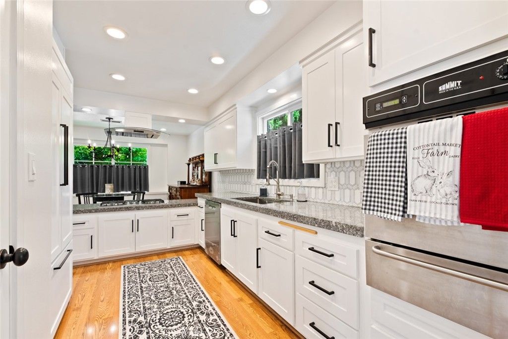 listing image 130723200281476872440