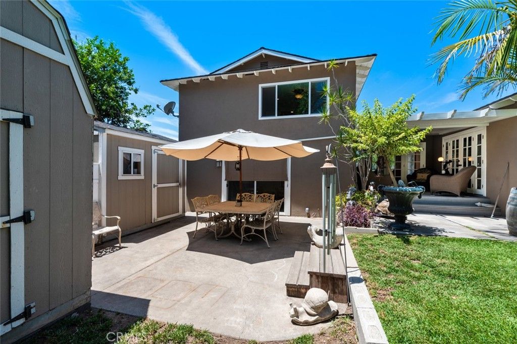 listing image 130724428951631938030