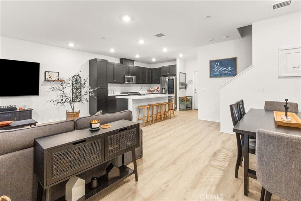 5628 Kate Way 3