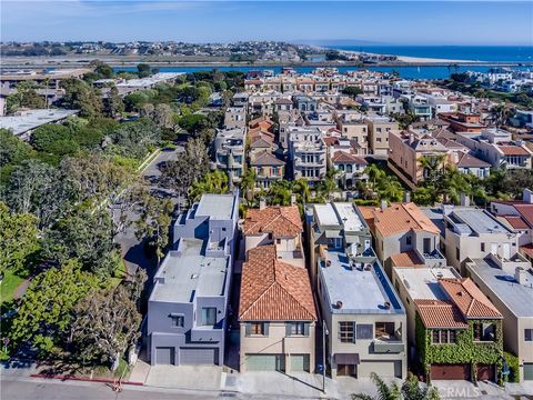 A home in Marina Del Rey