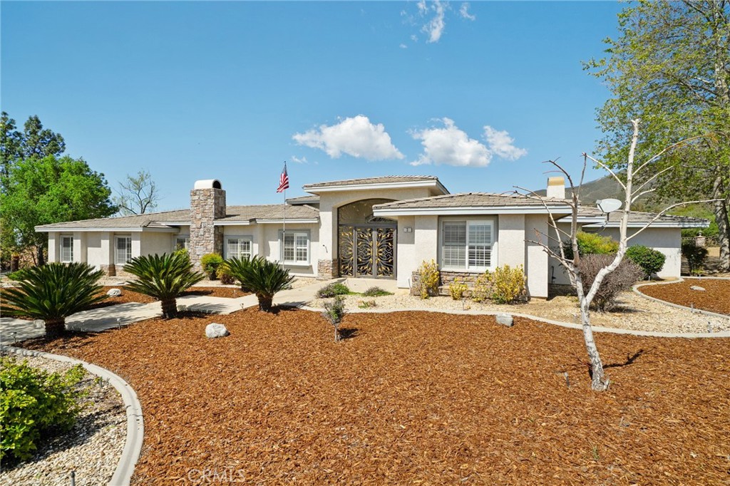 3 Gooseneck Road