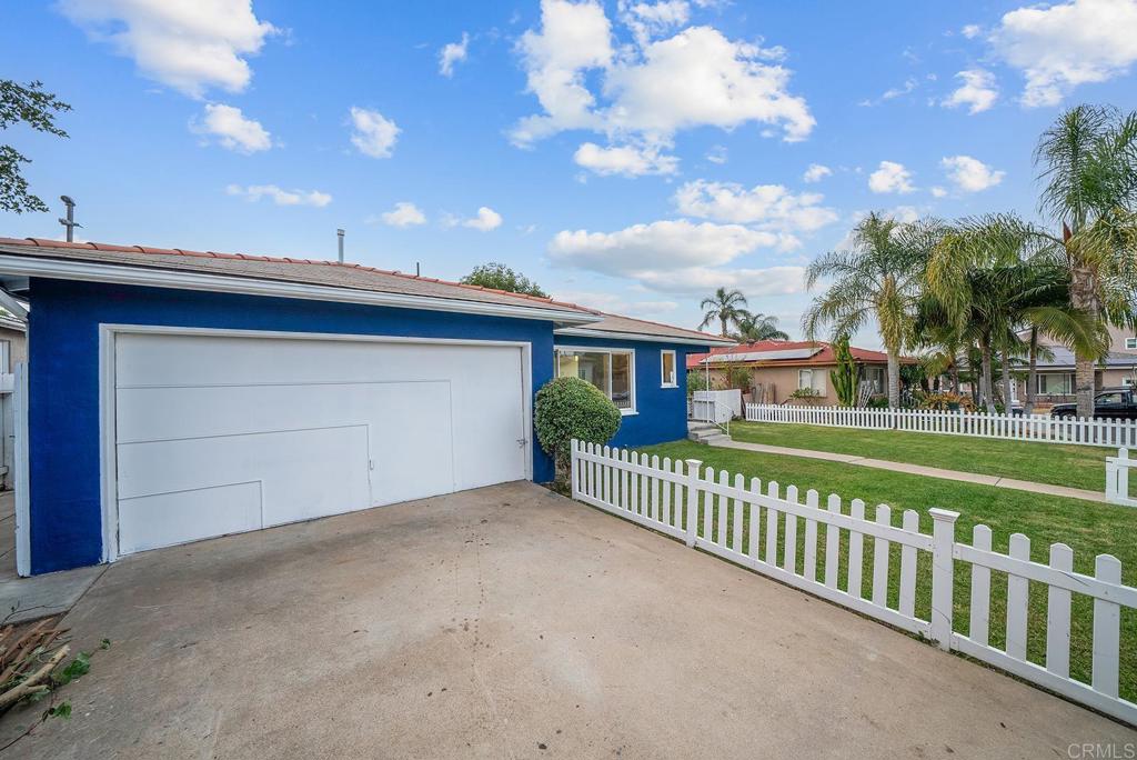 194 Corte Helena Avenue