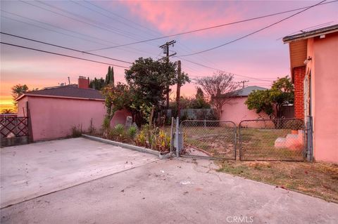 A home in Inglewood