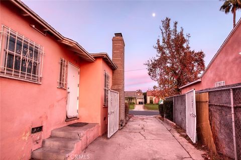 A home in Inglewood