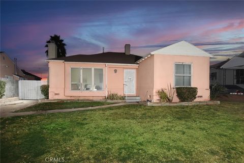 A home in Inglewood