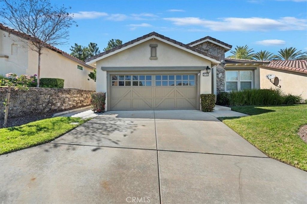 listing image 0