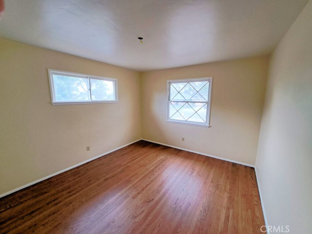 listing image 130721955560468558635