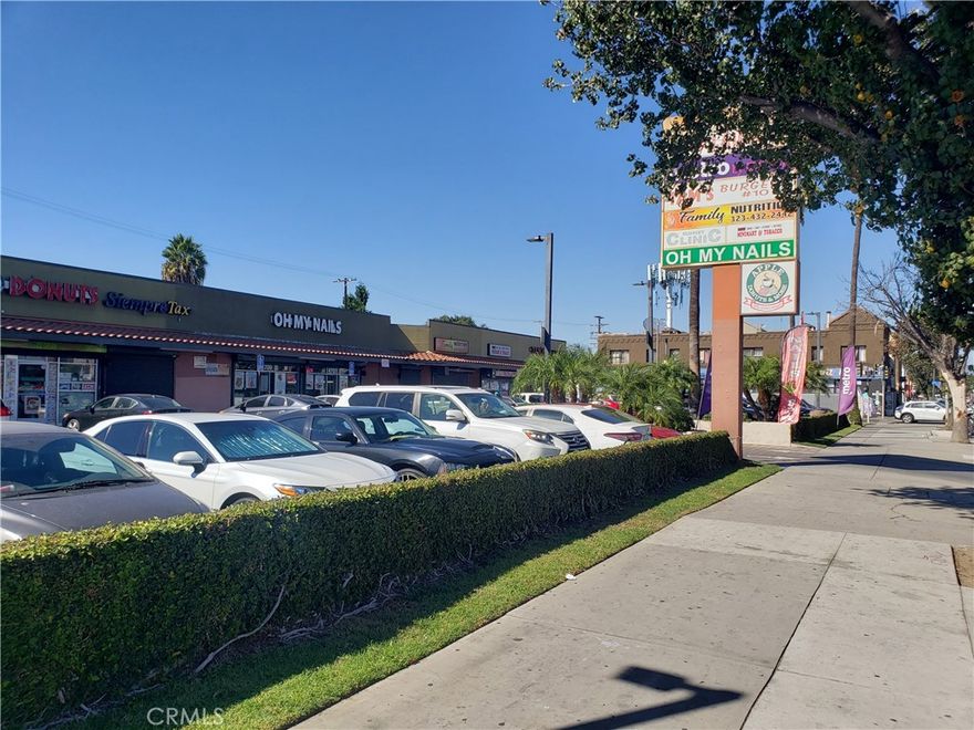 A retail shopping center, conveniently close to downtown Los Angeles and major entertainment/sports venues like Walt Disney Music Hall, Civil Center, Crypto Arena (formerly Staple Center), Dodger Station, and more. It features a 15,470 sq. ft. building on a 34,553 sq. ft. lot, zoned [Q]C2-1VL-CPIO, with excellent visibility and ample parking, including street options. Easily accessible, just minutes from the 110 and 10 freeways. Currently leasing Retail Space #1 (600 sq. ft.). Kiosk Space (100 sq. ft.) is negotiable. Monthly CAM fee: $0.45 per square foot..