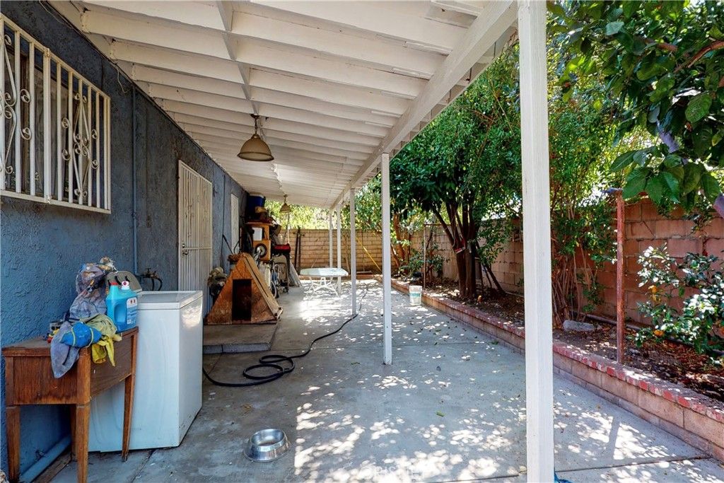 listing image 130726587724494233139