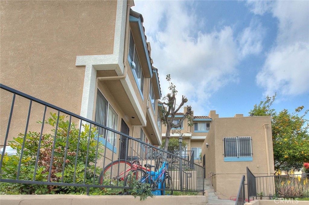 Properties 2 4904 Ithaca Avenue