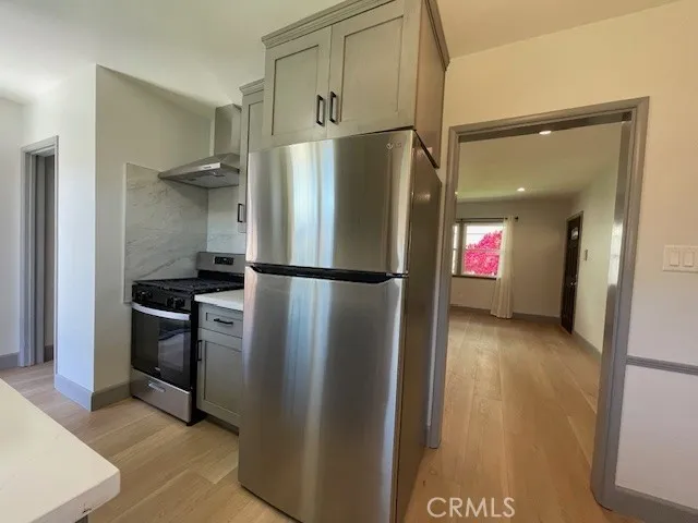 Burbank, California 91504, United States, 1 Bedroom Bedrooms, ,1 BathroomBathrooms,Residential,Active,101306