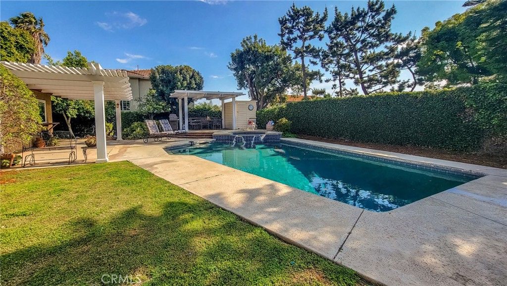 listing image 130729264280228941169